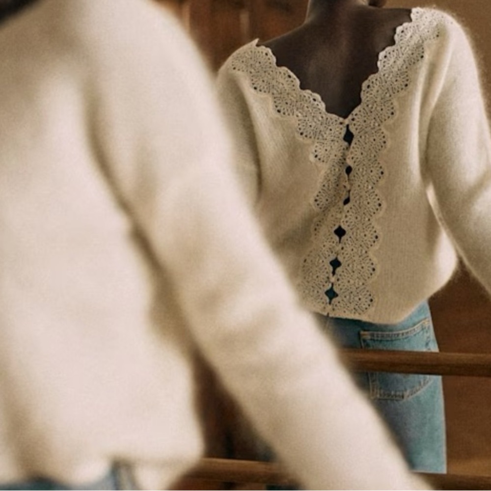Sezane Astride Jumper in Ecru Lace-Trim V-Back Sweater - Picture 3 of 8